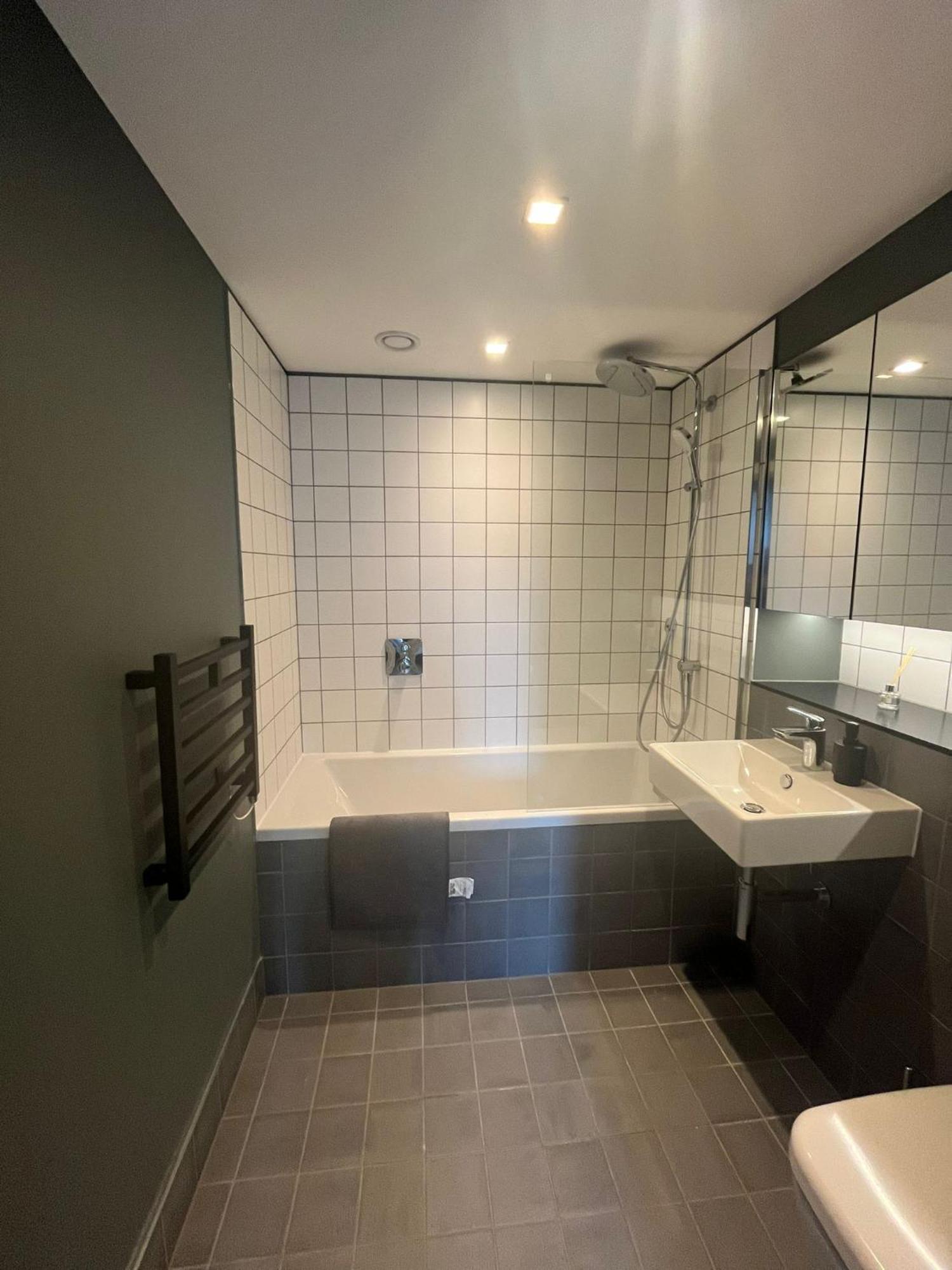 Luxury 2 Bedroom Apartment Manchester Bagian luar foto