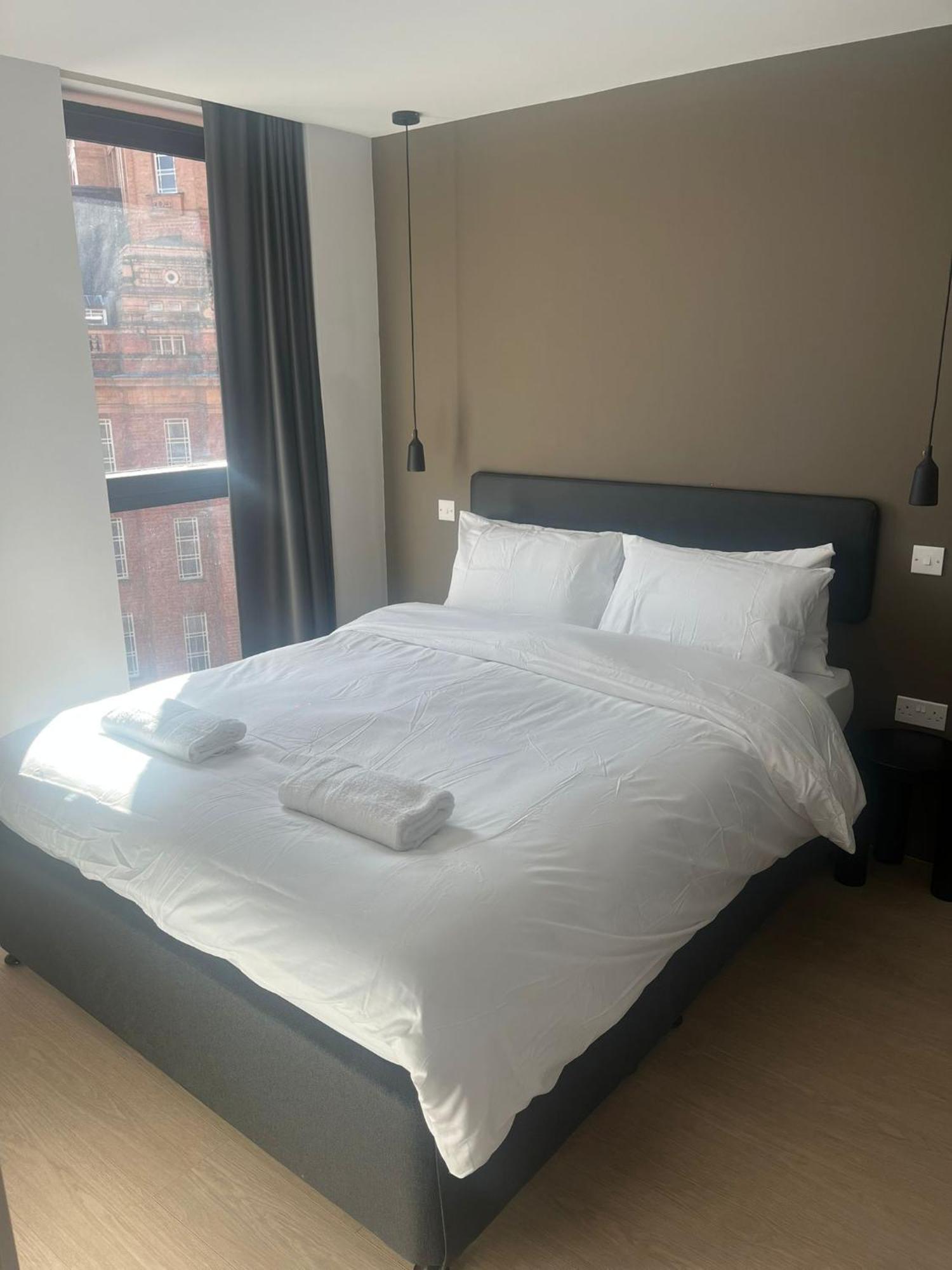 Luxury 2 Bedroom Apartment Manchester Bagian luar foto